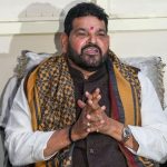 बृजभूषण शरण सिंह ने अयोध्या से चुनाव लड़ने के दिए संकेत, विनय कटियार के लिए कह दी ये बड़ी बात