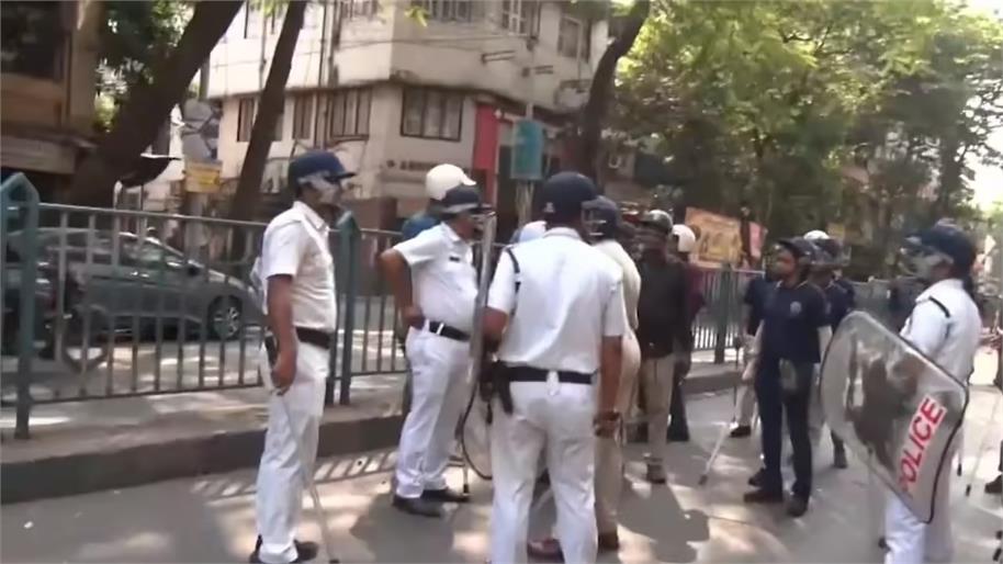 PM मोदी की रैली से पहले कोलकाता में टीएमसी और भाजपा कार्यकर्ताओं के बीच हुई झड़प, कई लोग हुए घायल