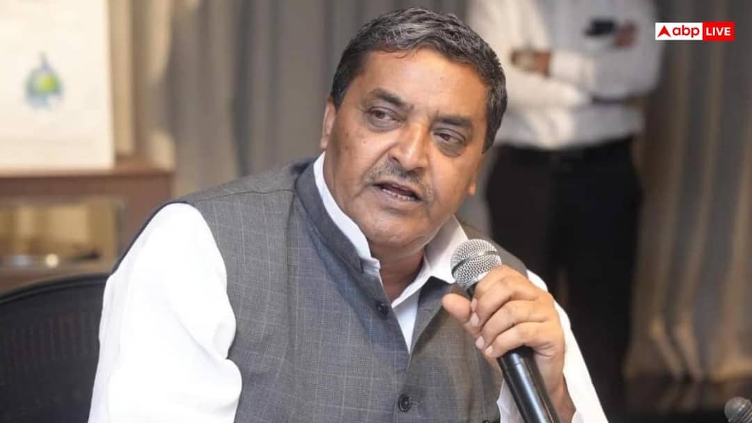 ‘नागिन अपने बच्चों को खा जाती है और बीजेपी…’, नीतीश कुमार को लेकर सपा सांसद जावेद अली का हमला