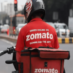 Zomato ਤੋਂ ਖਾਣਾ ਮੰਗਵਾਉਣਾ ਹੋਇਆ ਮਹਿੰਗਾ, ਹੁਣ ਹਰ ਆਰਡਰ ’ਤੇ ਦੇਣੀ ਹੋਵੇਗੀ ਇੰਨ੍ਹੀ ਪਲੇਟਫਾਰਮ ਫੀਸ