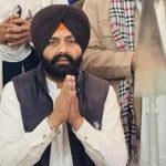 Former Punjab minister and Patti AAP MLA Laljit Singh Bhullar sits hands folded after he was arrested from Mandi Gobindgarh in Fatehgarh Sahib district on Monday. (HT_PRINT)