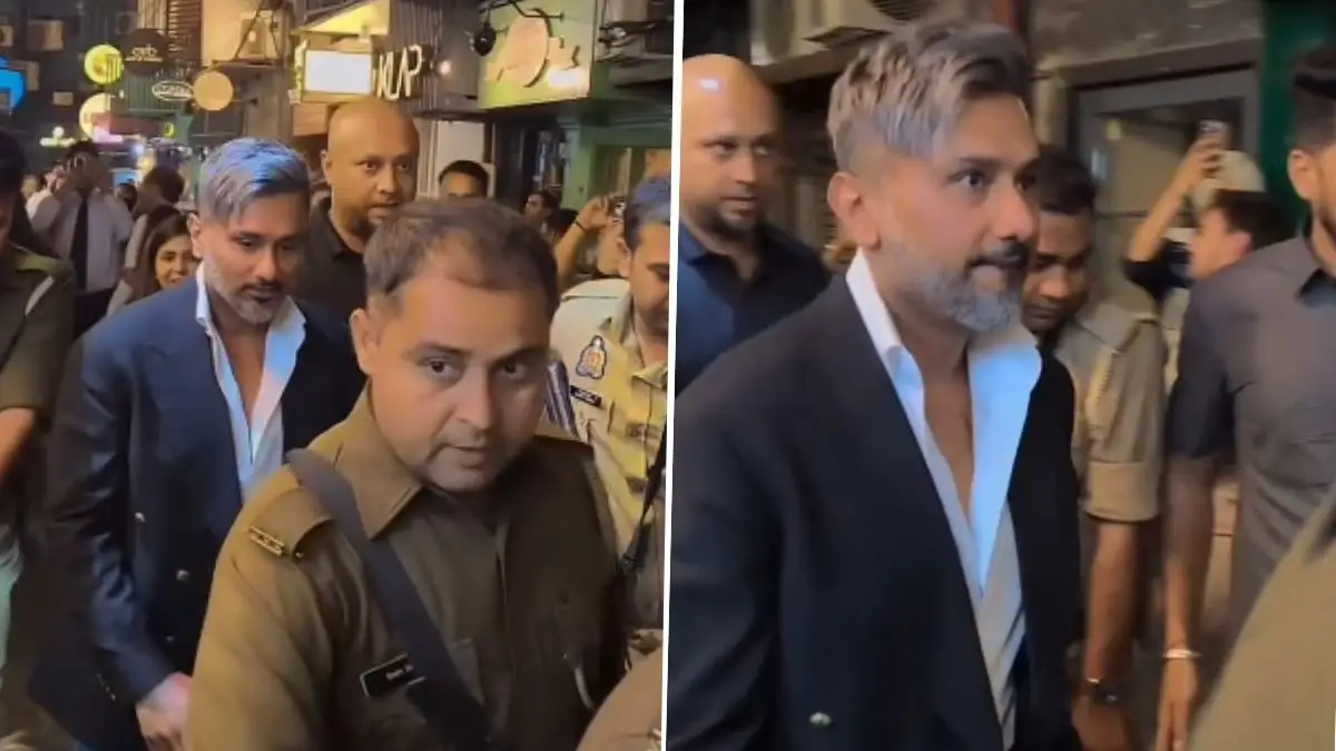 Watch: Honey Singh Promenades At Khan Market Ahead Of Delhi IG Indoor Stadium Concert Today