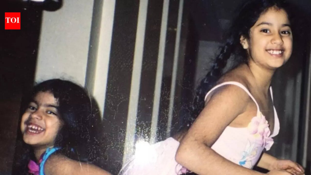 Khushi Kapoor's heartfelt message for elder sister Janhvi Kapoor on her 29th birthday, says, " Thank you for being the best human ever" | Hindi Movie News – The Times of India