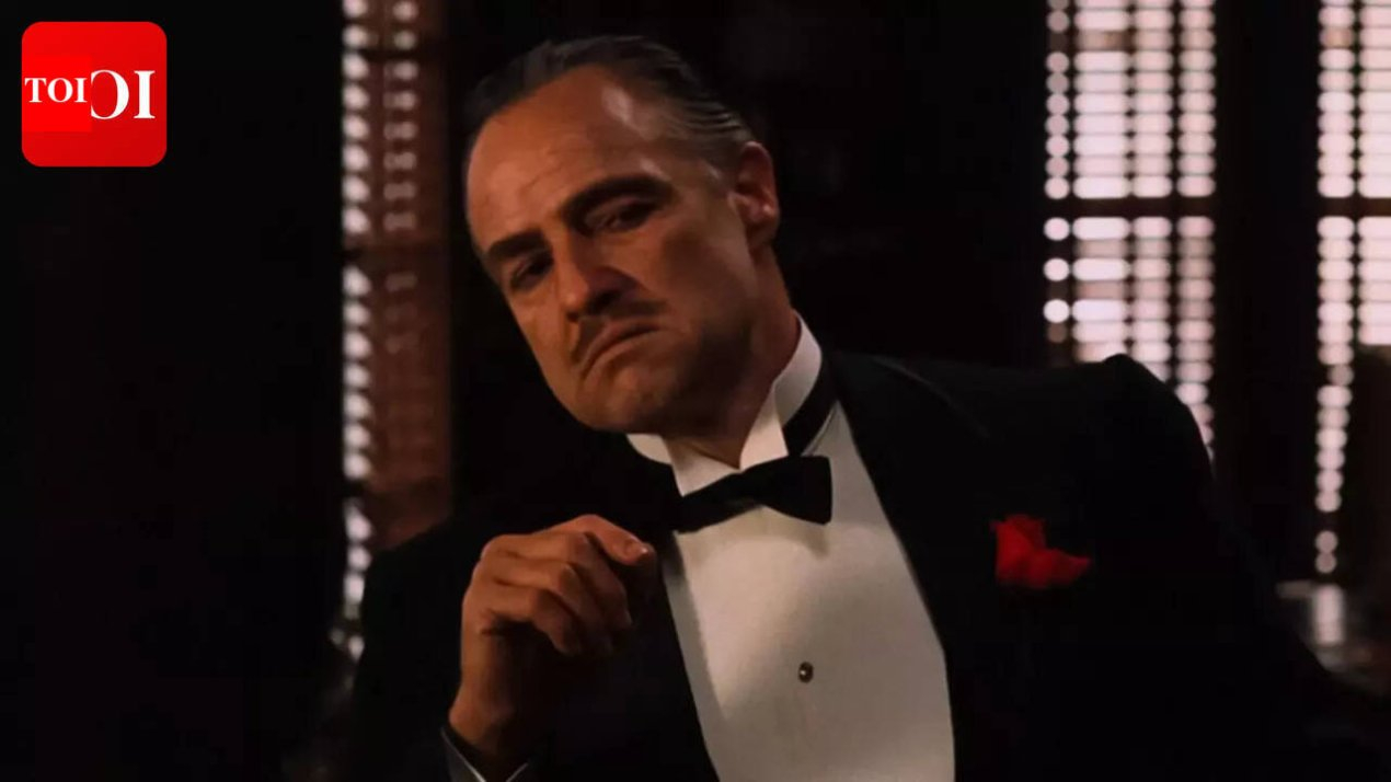 Did you know Marlon Brando&rsquo;s &lsquo;crooked&rsquo; nose came from a backstage fight? Here&rsquo;s why he never fixed it | English Movie News – The Times of India