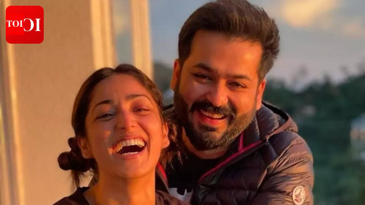 Aditya Dhar Birthday: Aditya Dhar celebrates birthday editing ‘Dhurandhar: The Revenge’ final cut; reacts to viral 'peak detailing' memes | Hindi Movie News – The Times of India