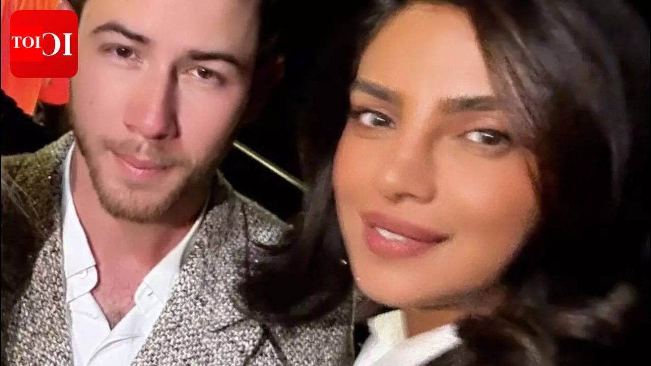 Priyanka Chopra and Nick Jonas attend Pre-Oscar party; SPOTTED with Emma Watson, Macaulay Culkin and other Hollywood stars | – The Times of India