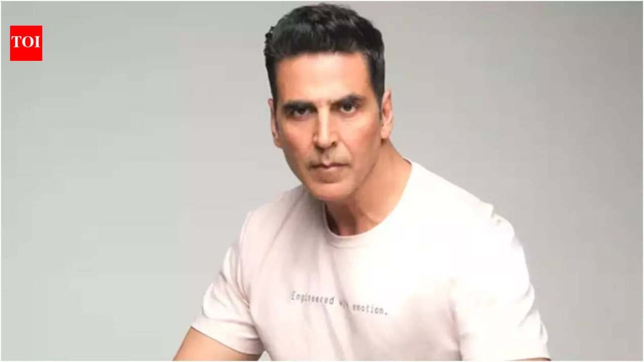 'You can have glycerin and cry' : Akshay Kumar explains why comedy deserves more respect; credits Priyadarshan for his career | Hindi Movie News – The Times of India