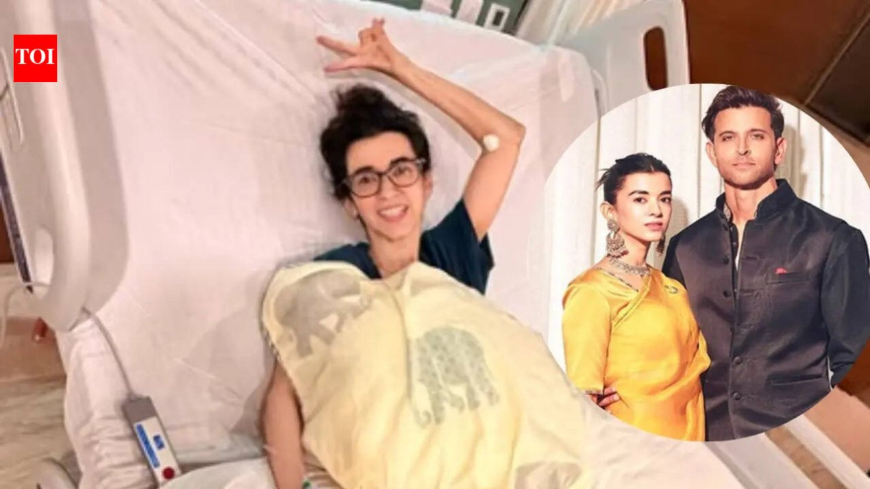 Saba Azad hospitalised after being diagnosed with parasite Cyclospora cayetanensis, says Hrithik Roshan is keeping her spirit up | Hindi Movie News – The Times of India