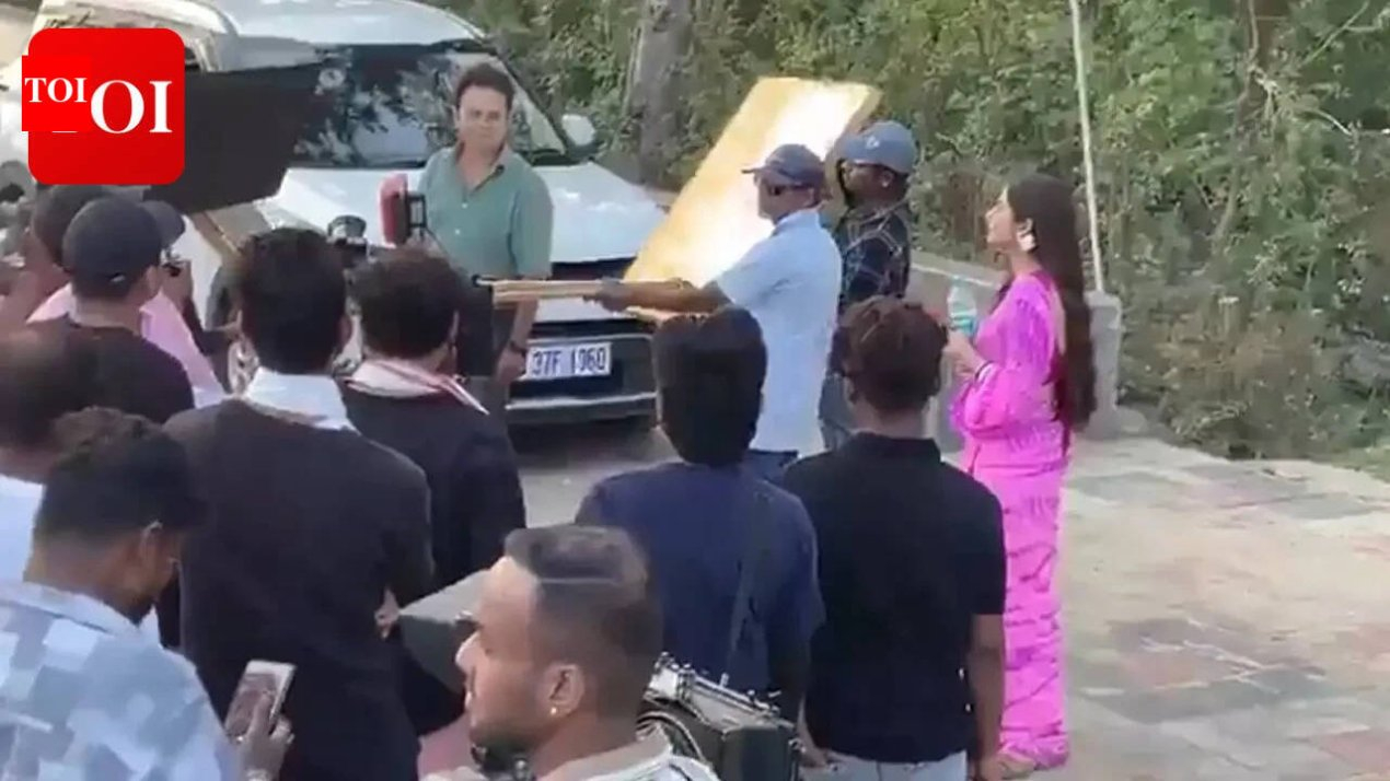 Rahul Arunoday Banerjee’s last video from Bholebaba Paar Karega set goes viral after drowning tragedy; Mamata Banerjee mourns loss | – The Times of India
