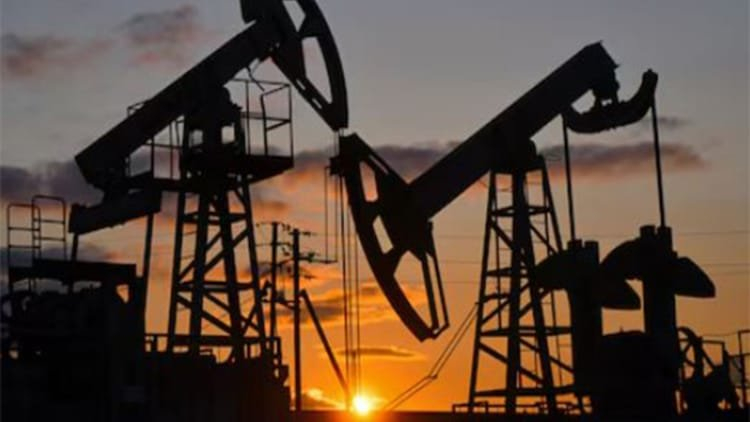Russian Oil: रूसी तेल खरीद पर भारत को मिली बड़ी राहत, अमेरिका ने दी 30 दिनों की मोहलत, कहा- ये अस्थायी कदम