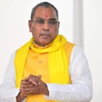 UP Politics: सपा के गढ़ में ओपी राजभर ने ठोकी ताल, संजय निषाद को किया दरकिनार! कहा- सभी 10 सीटों पर…