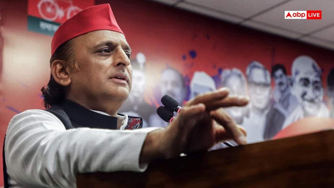 UP Politics: यूपी 2027 चुनाव में CM योगी ही होंगे बीजेपी का चेहरा, अखिलेश यादव बोले- वो काला चश्मा लगाकर…