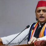UP Politics: अखिलेश यादव का गंभीर आरोप, कहा- बीजेपी की लखनऊ पदयात्रा में आई महिलाओं को सड़ा खाना खिलाया
