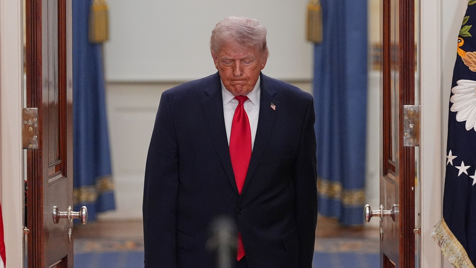 &lsquo;Hope that&rsquo;s not going to happen&rsquo;: Trump tight-lipped on worst-case scenario in missing F-15 crew shot down by Iran