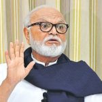 Maharashtra food and civil supplies minister Chhagan Bhujbal said, ““My pilot landed wrongly in a parking lot. All of us are safe.” (HT File Photo)