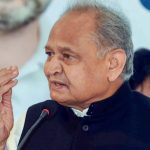 अशोक गहलोत का BJP नेता मदन राठौड़ को जवाब, कहा- रिटायरमेंट वाला मोदी-भागवत पर लागू होगा
