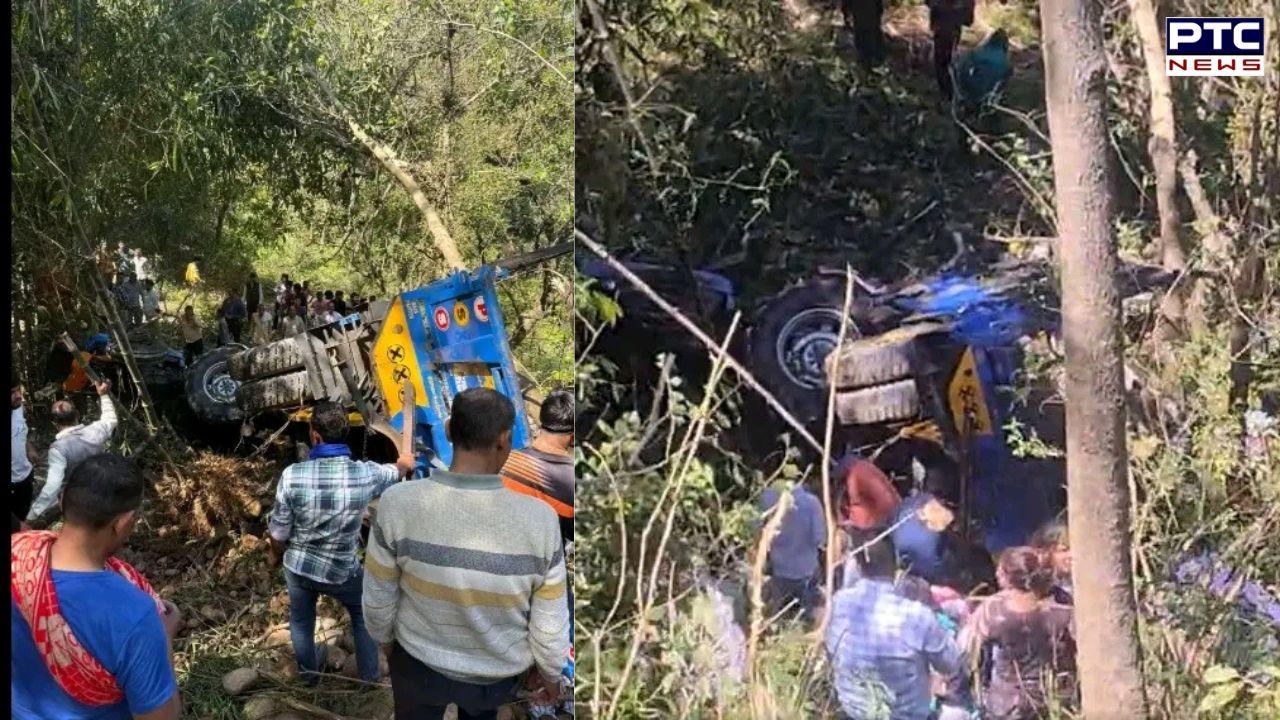 Himachal : ਪੰਜਾਬ ਦੇ ਸ਼ਰਧਾਲੂਆਂ ਨਾਲ ਹਿਮਾਚਲ ‘ਚ ਵੱਡਾ ਹਾਦਸਾ, 100 ਫੁੱਟ ਡੂੰਘੀ ਖੱਡ ‘ਚ ਡਿੱਗੀ ਟਰੈਕਟਰ-ਟਰਾਲੀ, 3 ਦੀ ਮੌਤ