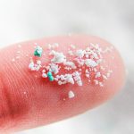 Microplastics in non-stick pans risks health exposure from scratched cookware