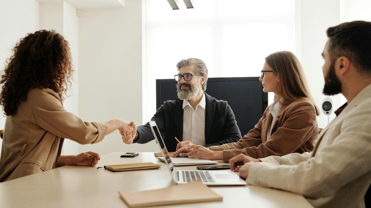 Occupations requiring complex social interactions, such as social work, teaching, counselling, or management, are linked to better cognitive outcomes.