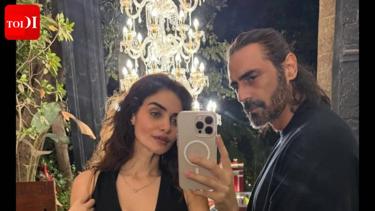 Arjun Rampal pens touching birthday note for Gabriella Demetriades; 'Rest of the years are yours' | Hindi Movie News – The Times of India