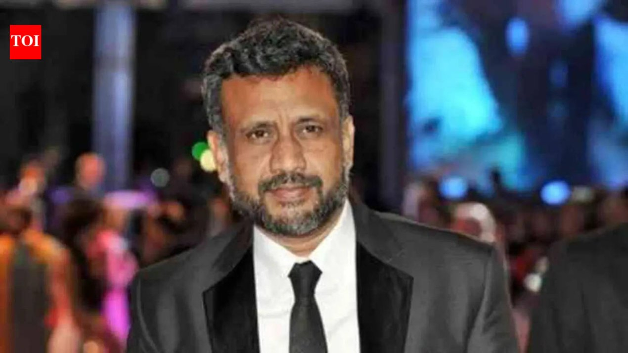 Anubhav Sinha on 'flop' Shah Rukh Khan starrer &lsquo;Ra.One&rsquo;s VFX being compared to modern blockbusters: 'It's awfully amusing' | Hindi Movie News – The Times of India