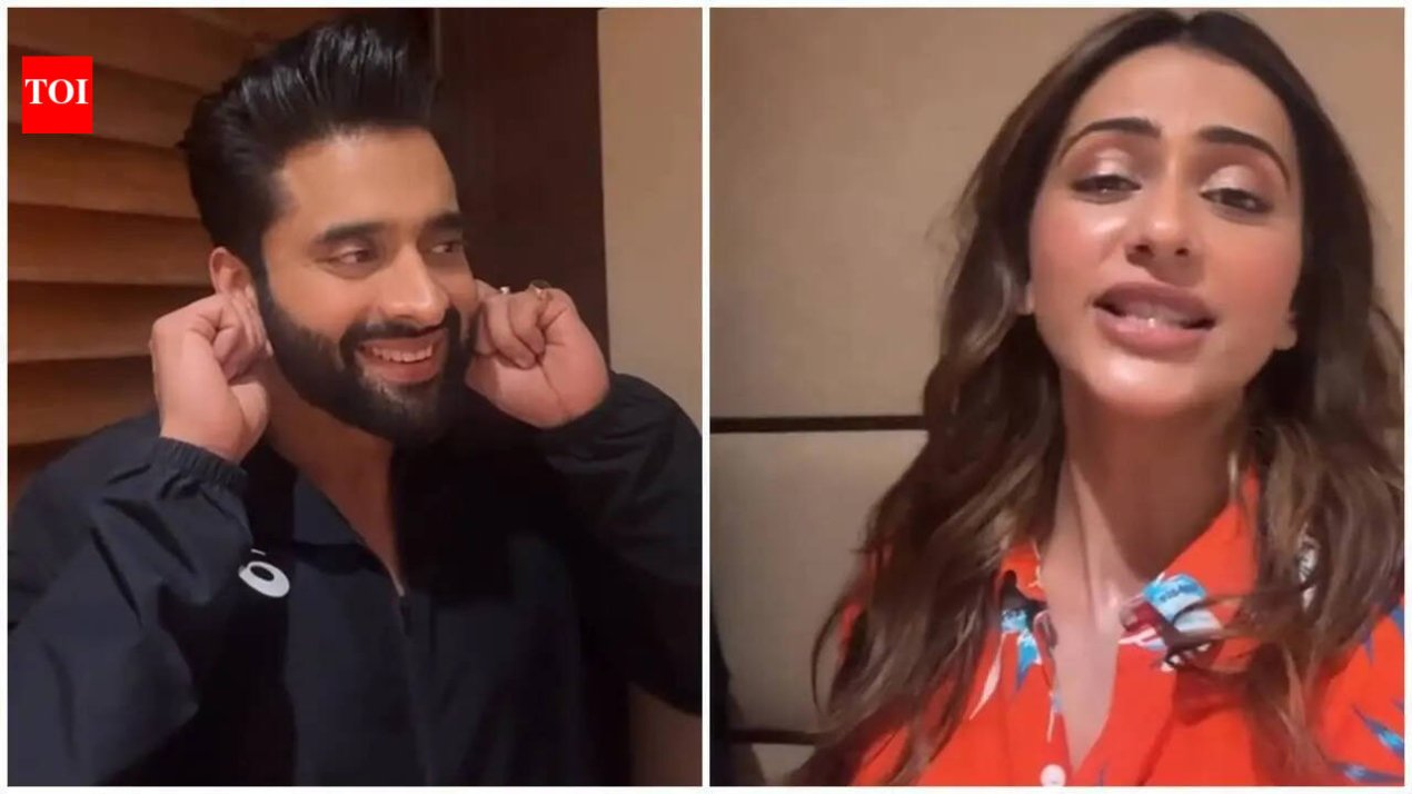 Rakul Preet Singh makes Jackky Bhagnani apologise, hold his ears over ‘situationship marriage’ remark: 'Gen Z banne ki zarurat nahi hai' | Hindi Movie News – The Times of India