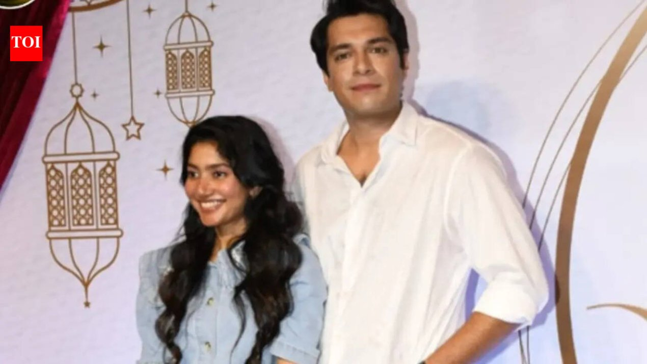 Sai Pallavi gives emotional speech at 'Ek Din ki Mehfil' event with Aamir Khan and Junaid Khan; apologises for poor Hindi grammar – WATCH﻿ | – The Times of India