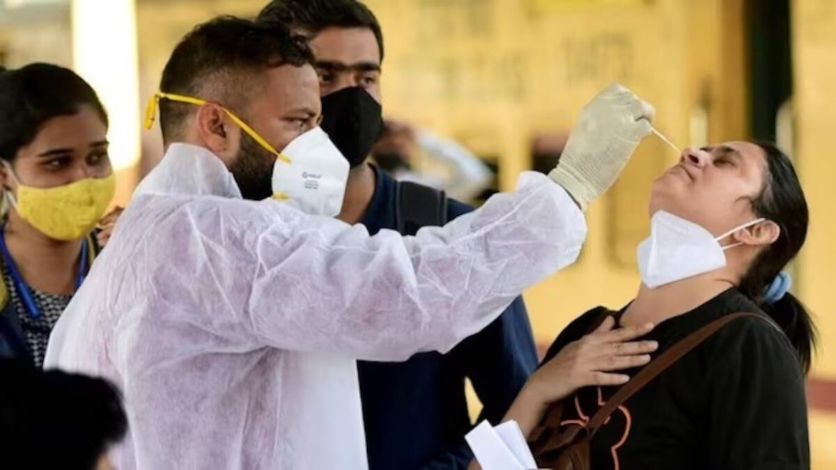 Could dormant viruses explain long after COVID-19?(File Photo: ITG)