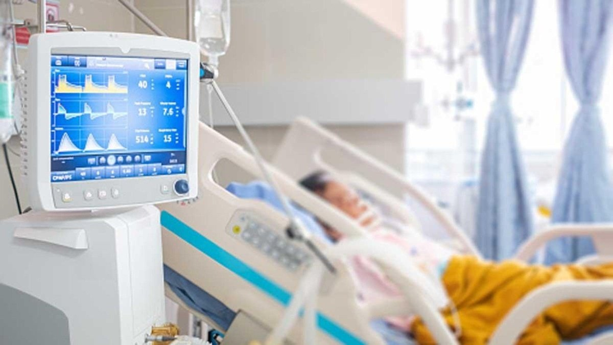 Private hospital room rates should not exceed 3-star hotel tariffs: Parl panel