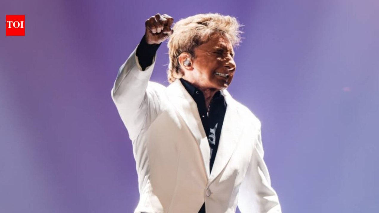 Barry Manilow cancels concert at the last minute; cites &lsquo;unforeseen circumstances&rsquo; as the reason