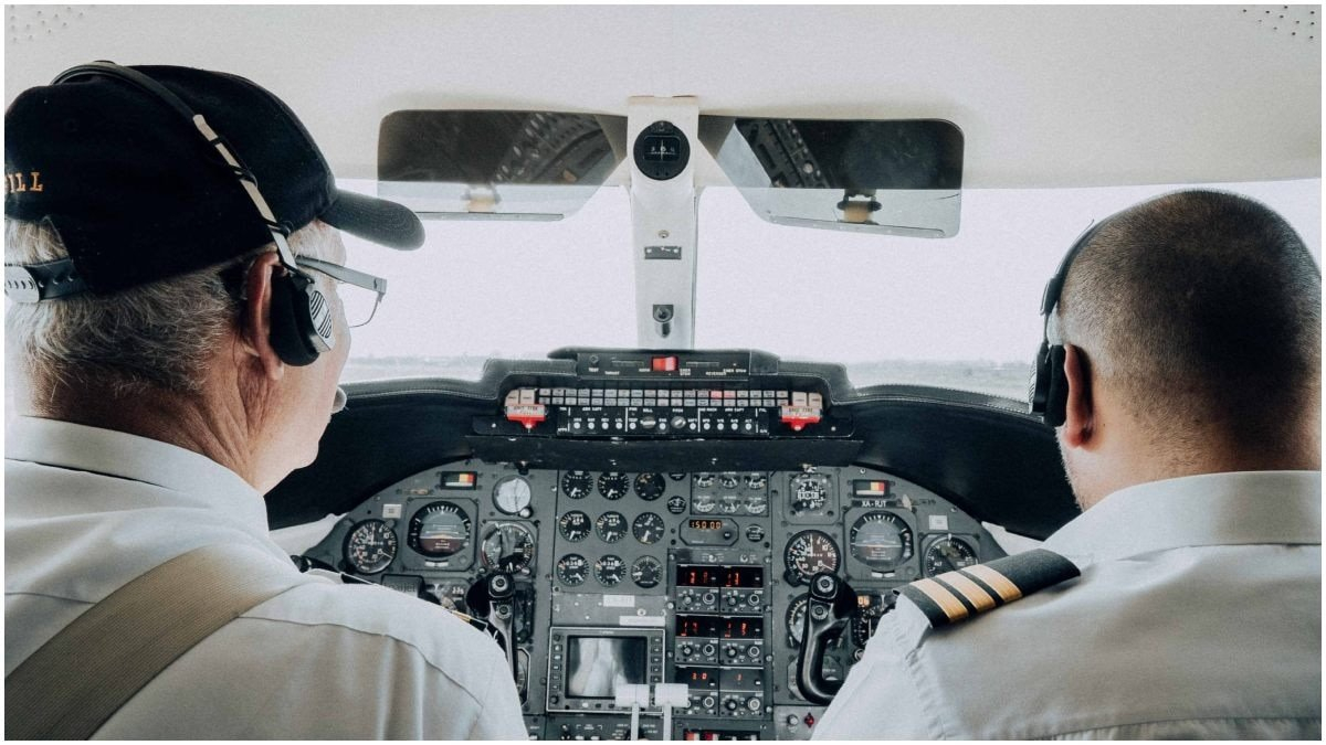 Pilots, cabin crew cancer risk: study links aircrew deaths to radiation exposure. (Photo: Pexels)
