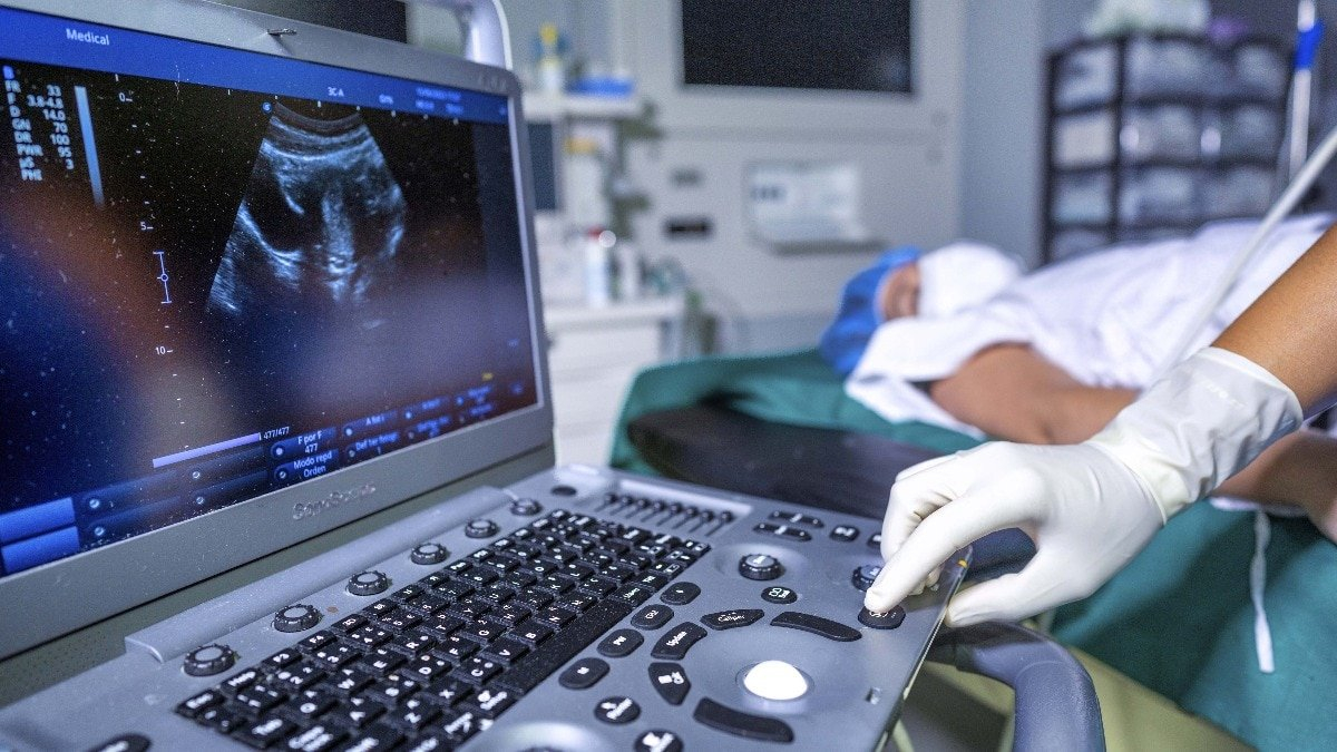 Dying inside hospitals is the biggest business: TheLiverDoc backs home hospice care
